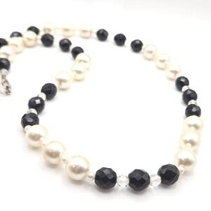 Vintage Classic Black Cream Glass Faux Pearl Beaded Necklace Statement Fashion